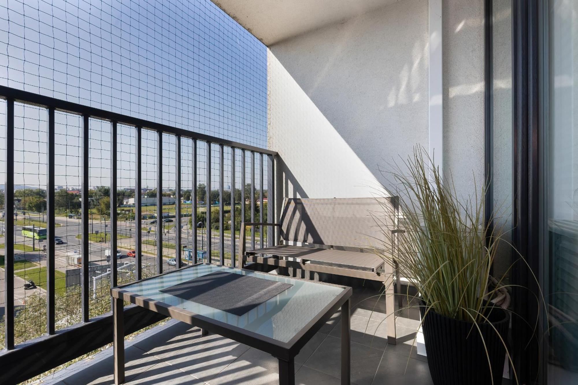 Podgorze Lipska Pet-Friendly Apartment With Balcony And Parking By Renters Prestige คราคูฟ ภายนอก รูปภาพ